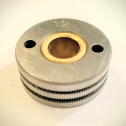 Ролик подающий под порошковую проволоку (30-10-12) 1.6/2.0 / Feed roller (1.6/2.0 flux type, 30х10х12)